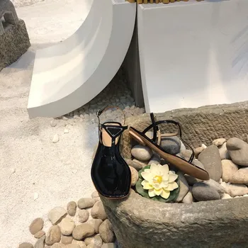 Fladskærms Kvinde, Tøfler Patent Læder Solid Farve Luksuriøse Designer Flip Flops Gladiator Sandaler Kvinder Firkantede Toe Shoes De Mujer
