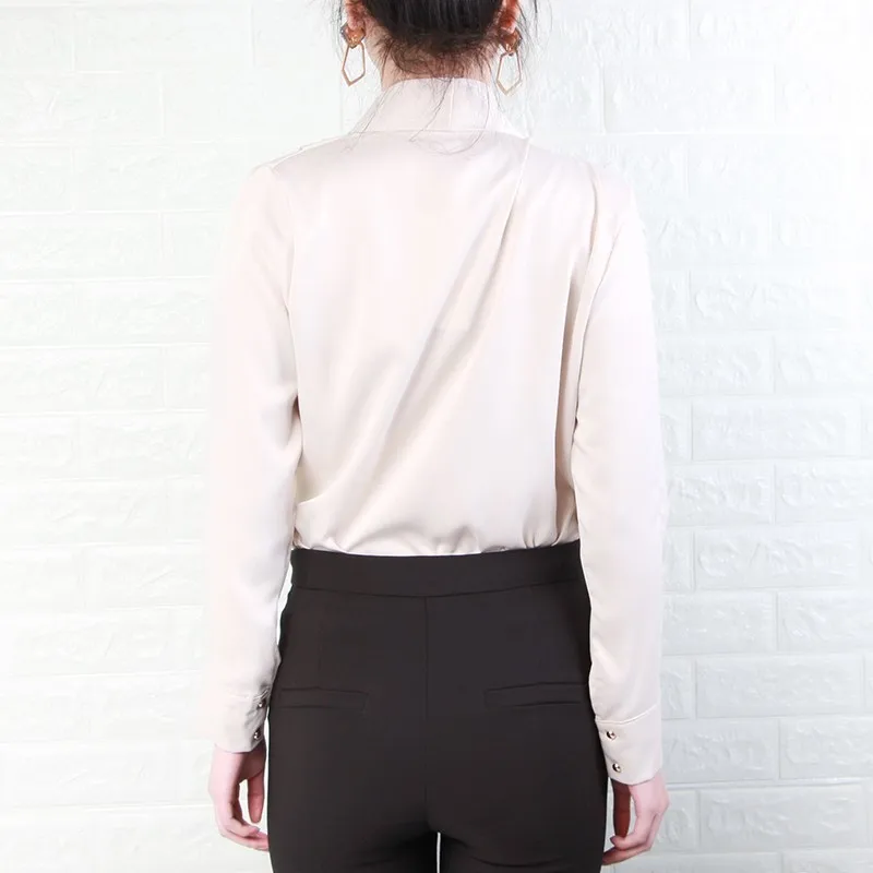 TWOTWINSTYLE OL Style Satin-Shirts Til Kvinder V-Hals Lange Ærmer Sort Bluse Toppe Kvindelige 2020 koreansk Modetøj Ny