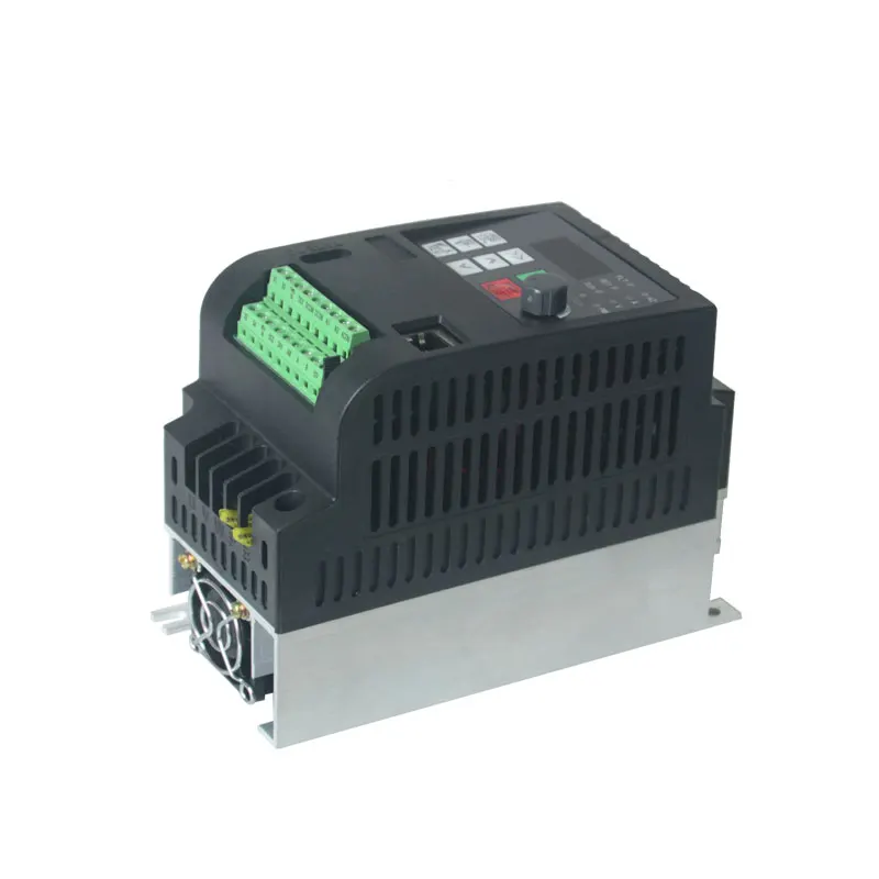 Inverter 5,5 KW 220 til 380 ud af enfasede elektriske 220V input Tre-fase 380V-udgang