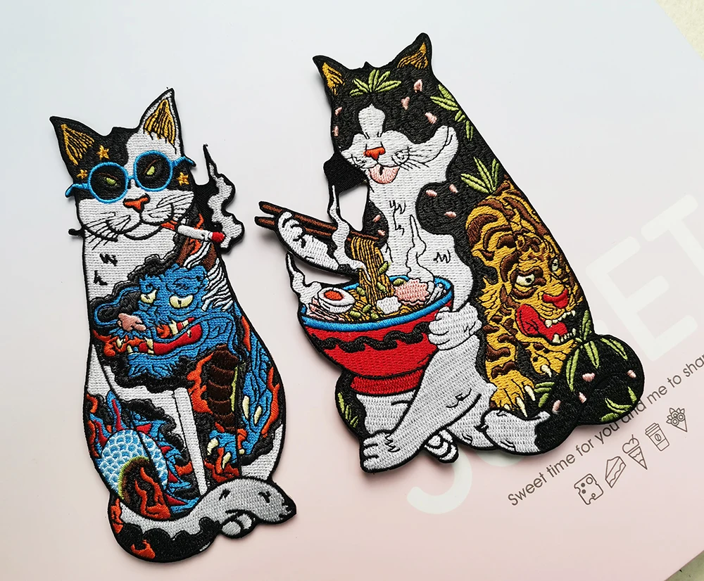 Blomst Kat Broderi Patch Japansk Kultur Nudler Jern på Cool Tegneserie Patches Twill Stof Mærkat Badges til Tøj