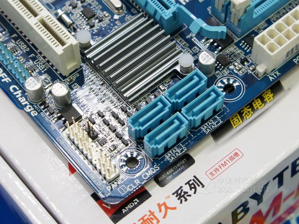 Gigabyte Bundkort GA-A55M-DS2 Oprindelige DDR3 Desktop Bundkort yrelser A55M-DS2-Socket FM1 A55 32GB Systemboard yrelser Brugt