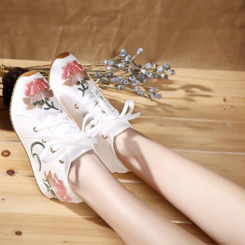 THEAGRANT 2019 vintage blomster kvinder sneakers, lace up broderet casual sko højde stigende skjult kilehæl sko WSN3000