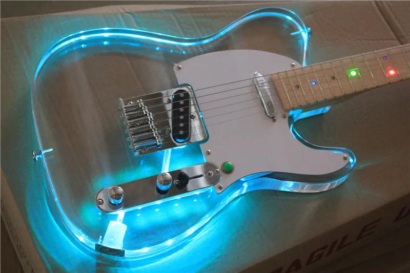 Høj kvalitet tilpassede version 6 string akryl krystal gennemsigtig plexiglas elektrisk guitar LED farve flimmer, gratis shippi