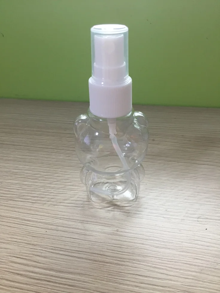 50STK 50 ml spray flaske Plast emballage -, PET-genopfyldelige parfume bottlle container Tilfældig farve, tilfældig stil