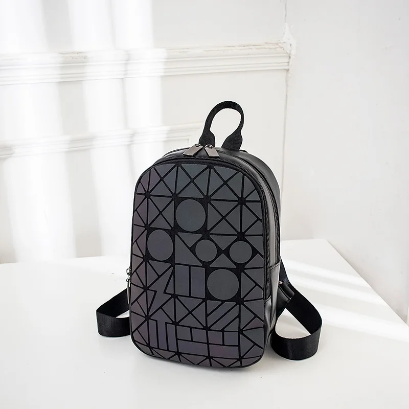 Brand design lysende kvinder rygsæk Holografiske geometriske damer lille rygsæk Unik mode Teenage studerende skoletaske