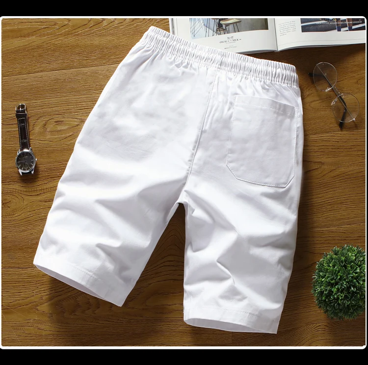 Sommer shorts af bomuld, til mænd er store størrelse , ensfarvet shorts mand / Hvid Straight løs mænds åndbar elastisk talje shorts