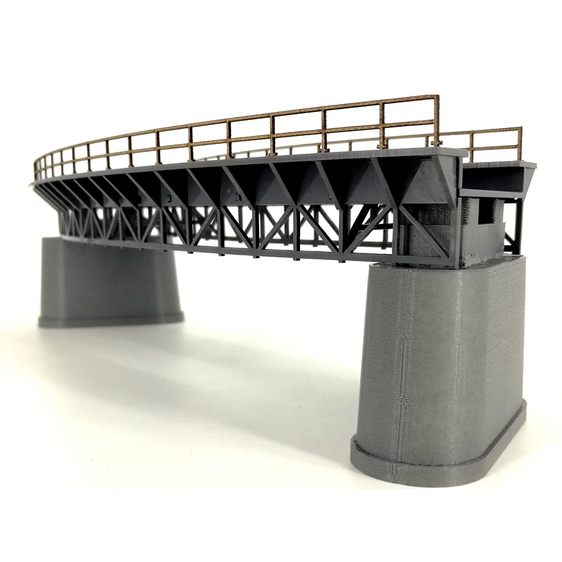 NFSTRIKE 1:87 HO Skala Tog Railway Scene, Dekoration Q4 R1 Buede Railway Bridge Model Uden Molen For Sand Tabel Tilbehør