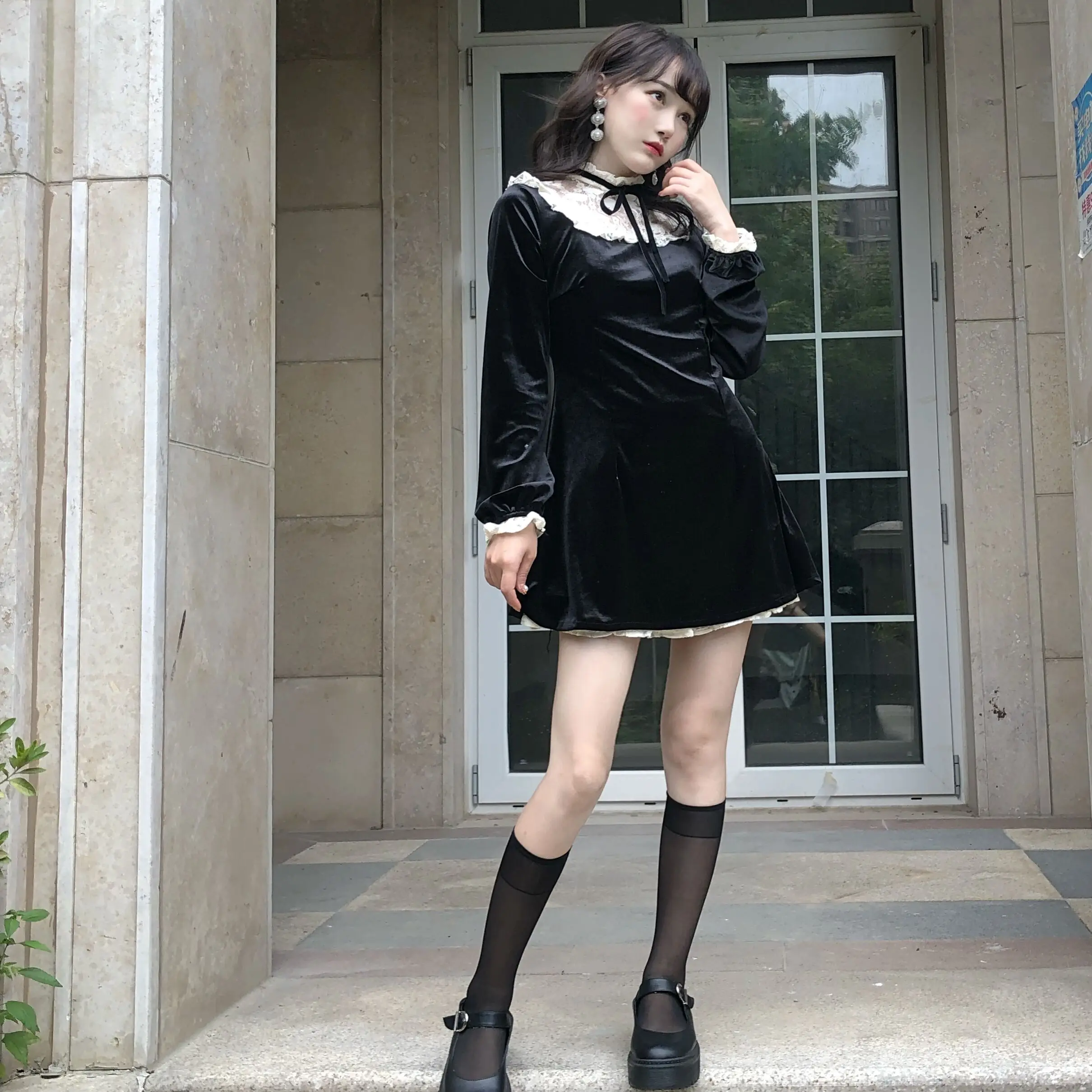 Vintage Gothic Lolita Kjole Piger Japansk Blonder Patchwork Lace-up Stå Krave Velour Mini Kjole Kvinder Punk Kjoler