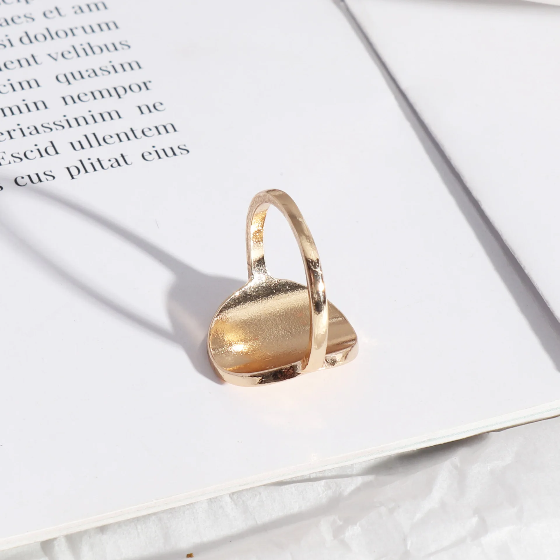 Mønt Form aluminium Stel Ringe Mode Indre Dia 1,7 cm Guld Farve Ring Brincos Pendientes Smykker til Kvinder