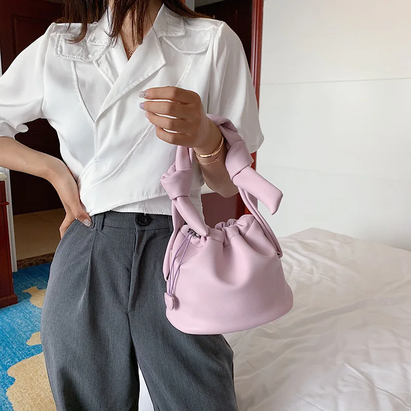 Designer Pink Spand Håndtaske 2020 Nye Trendy Snor Spand Pung Modekæde Crossbody Skuldertaske Kvinder Sød Plisseret Taske