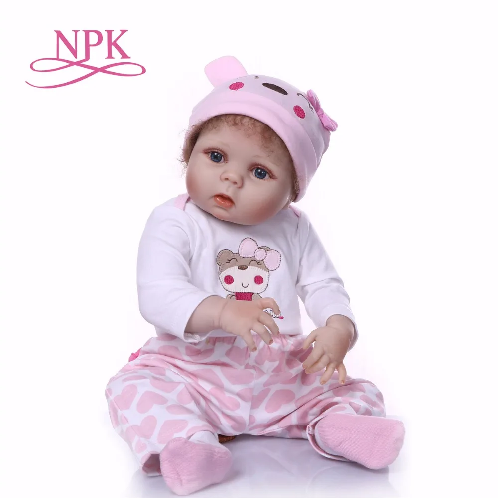 NPK 56cm full body silikone badekar toy bebeReborn Baby Doll Legetøj Til Pige, Drenge Nyfødte Dukker Til Børn Fødselsdag Gaver Baby Kjole
