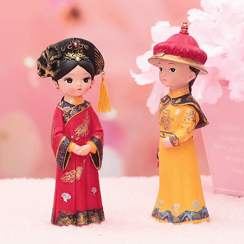 6.5 tommer Kinesiske Kejser Kejserinde Figur Harpiks Dronning Ornament Traditionelle Kostume Hjem Dekoration Kage Topper Miniature