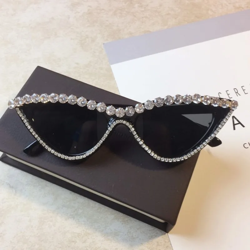 Vintage Luksus Krystal Diamant Cateye Solbriller Kvinder Brand Designer Sort Pink Ramme Cat Eye Solbriller Bling Bling Briller