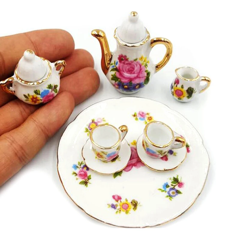 8 stk/masse Søde Miniature Dukkehus Porcelæn Porcelæn Te Sæt Service Cup Plade Farverige Blomster Print