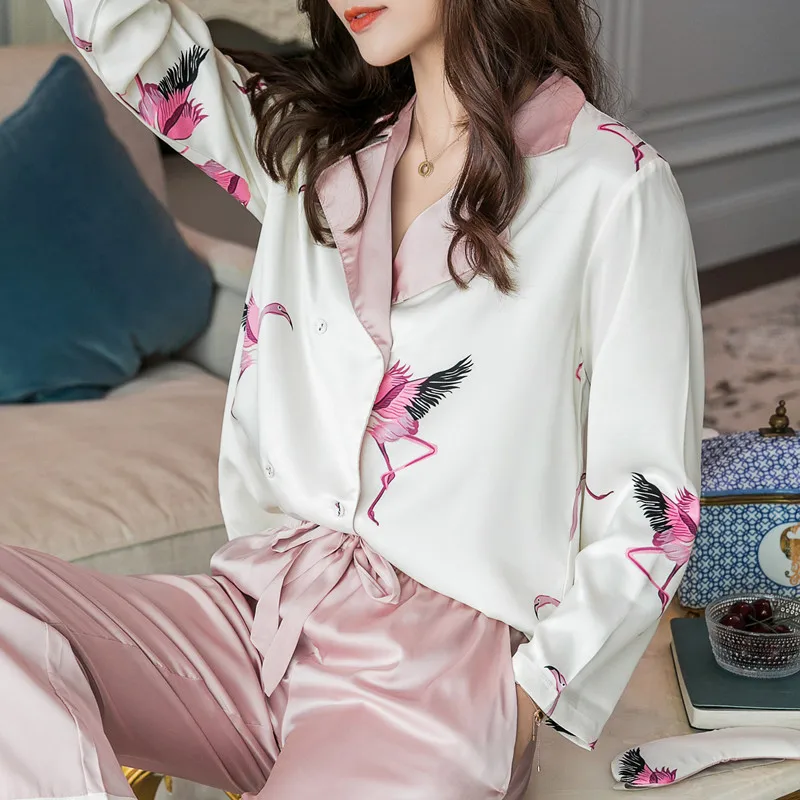 Efteråret og vinteren pyjamas damer sexet simulering silke satin dobbelt-breasted langærmede bukser to-stykke flamingo