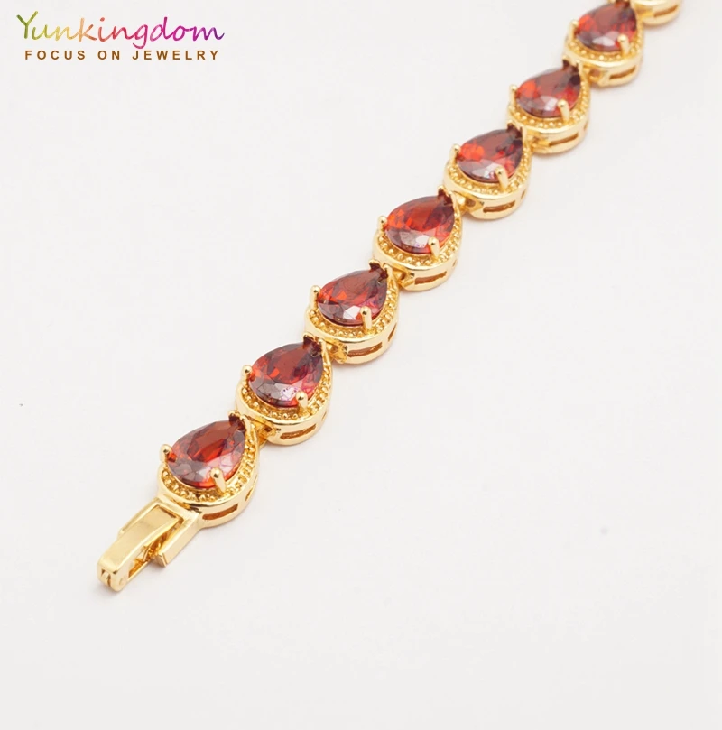 Yunkingdom NYE Mode Krystal armbånd&Armbånd til Kvinder Rød Dråbe Vand Bryllup Smykker Zircon Guld Farve Armbånd