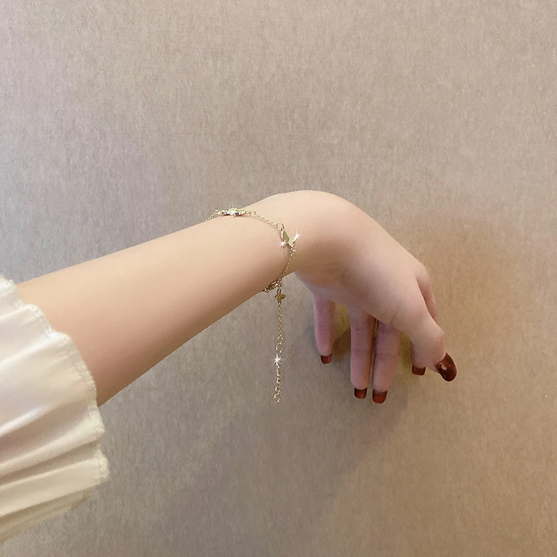 Elegant Zircon Multi Butterfly Armbånd Til Kvinde Koreanske Mode Smykker I 2020 Nye Usædvanlige Armbånd Jul Sexede Tilbehør