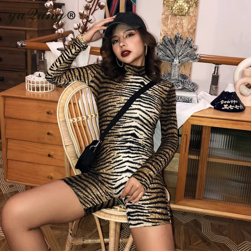 Yuqung Cheetah Tiger Print Bodycon Playsuit Kvinder Clubwear Sexet Buksedragt Foråret 2020 Party Club Romper Jumpsuits Shorts Rompers