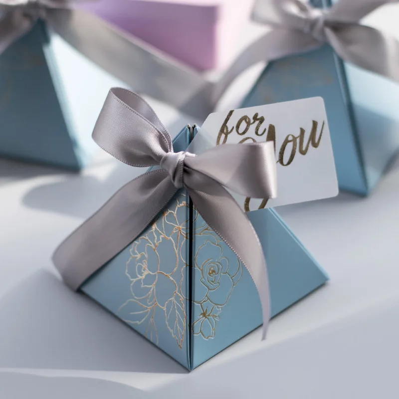 Nordisk Stil Pyramide Candy Box Bryllup Favoriserer og Gave Æsker Slik Poser til Gæsterne Bryllup Dekoration Baby Shower Fest Forsyninger